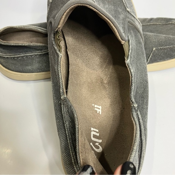 Olukai Nohea Lole slip on shoes gray canvas men’s size 11 casual neutral - Picture 8 of 9
